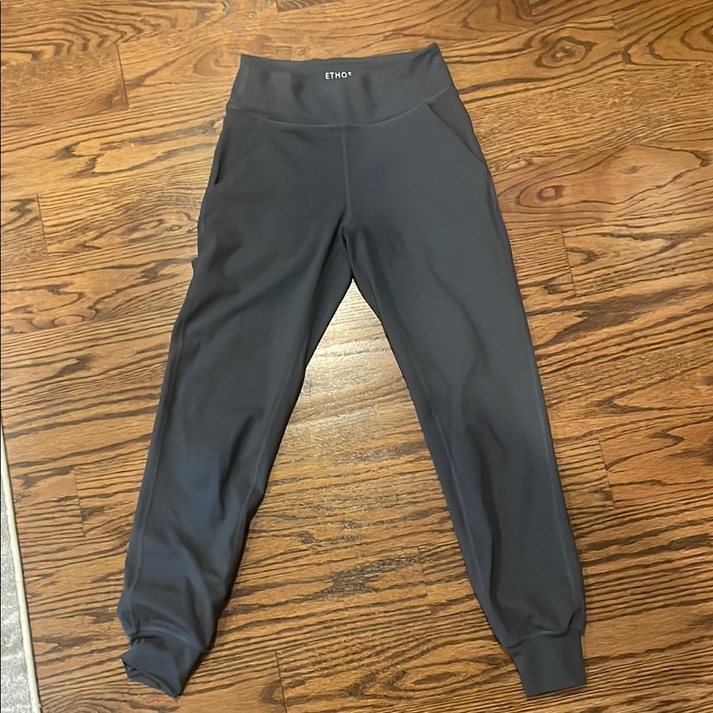 Ethos Women’s Joggers XS